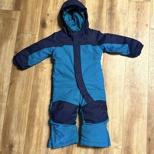 L.L. Bean toddler cold buster snowsuit 2T